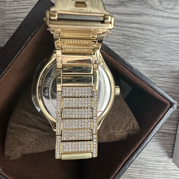 Michael Kors Gold Watch - Picture 5 of 6